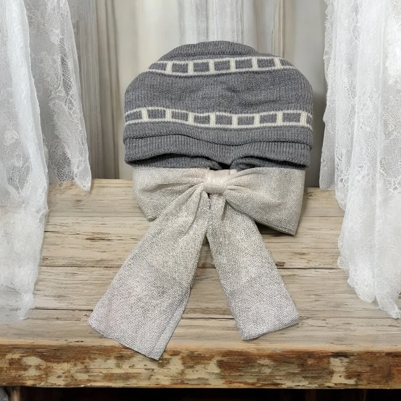 Gray Knit Bonnet Casual Men's Short