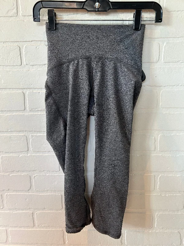 Grey Athletic Leggings Capris Lululemon, Size 2 Artistic Men's Hand