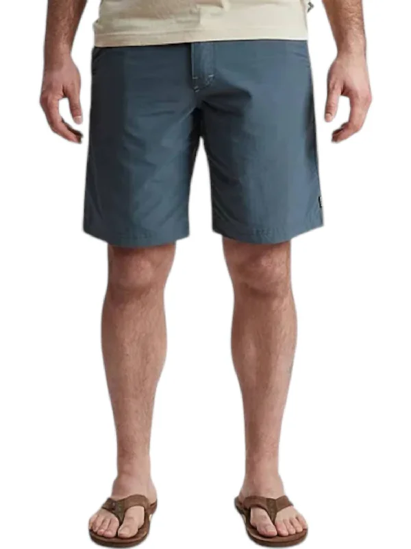 Horizon Hybrid 2.0 Shorts In Petrol Blue Elegant Men's Cashmere