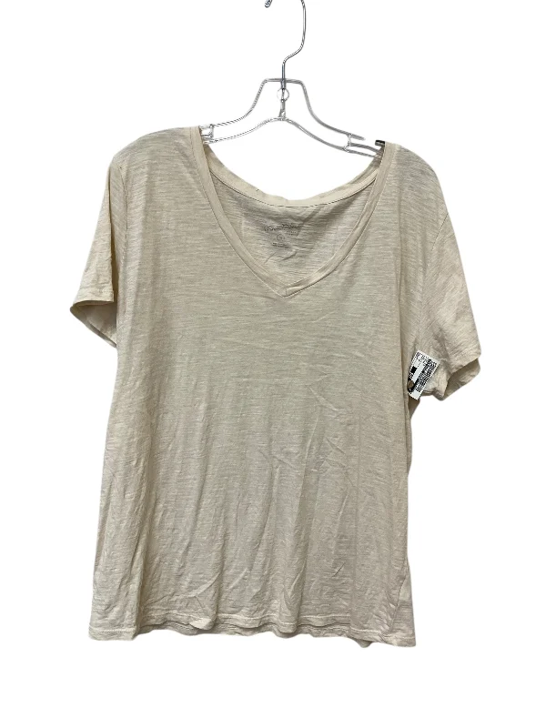 Top Short Sleeve By Universal Thread  Size: 2x Vacation